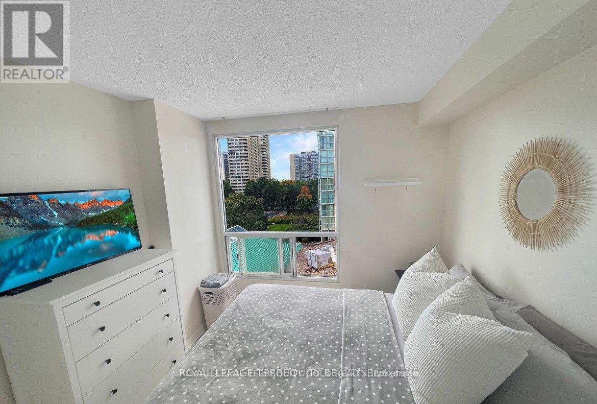 504 - 7 Concorde Place, Toronto, Ontario  M3C 3N4 - Photo 7 - C12810998