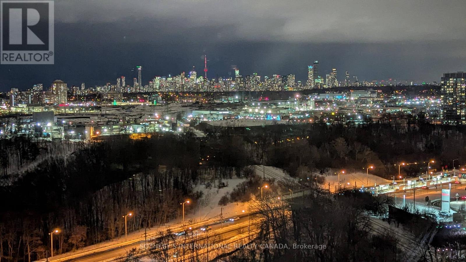 1617 - 1 QUARRINGTON LANE, Toronto, Ontario