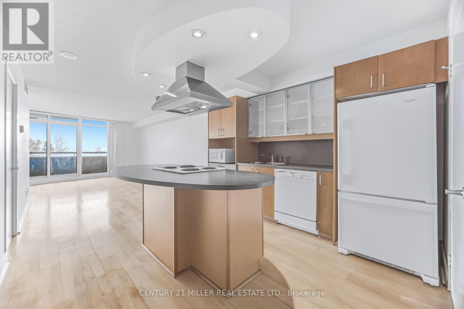 318 - 550 Queens Quay, Toronto, Ontario  M5V 3M8 - Photo 10 - C12811094