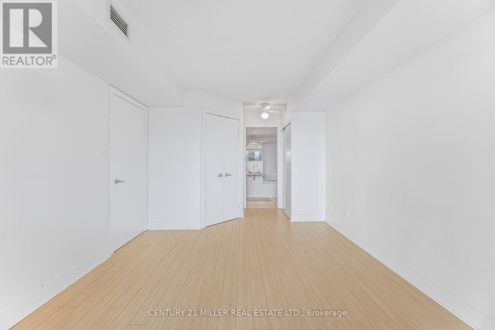 318 - 550 Queens Quay, Toronto, Ontario  M5V 3M8 - Photo 18 - C12811094