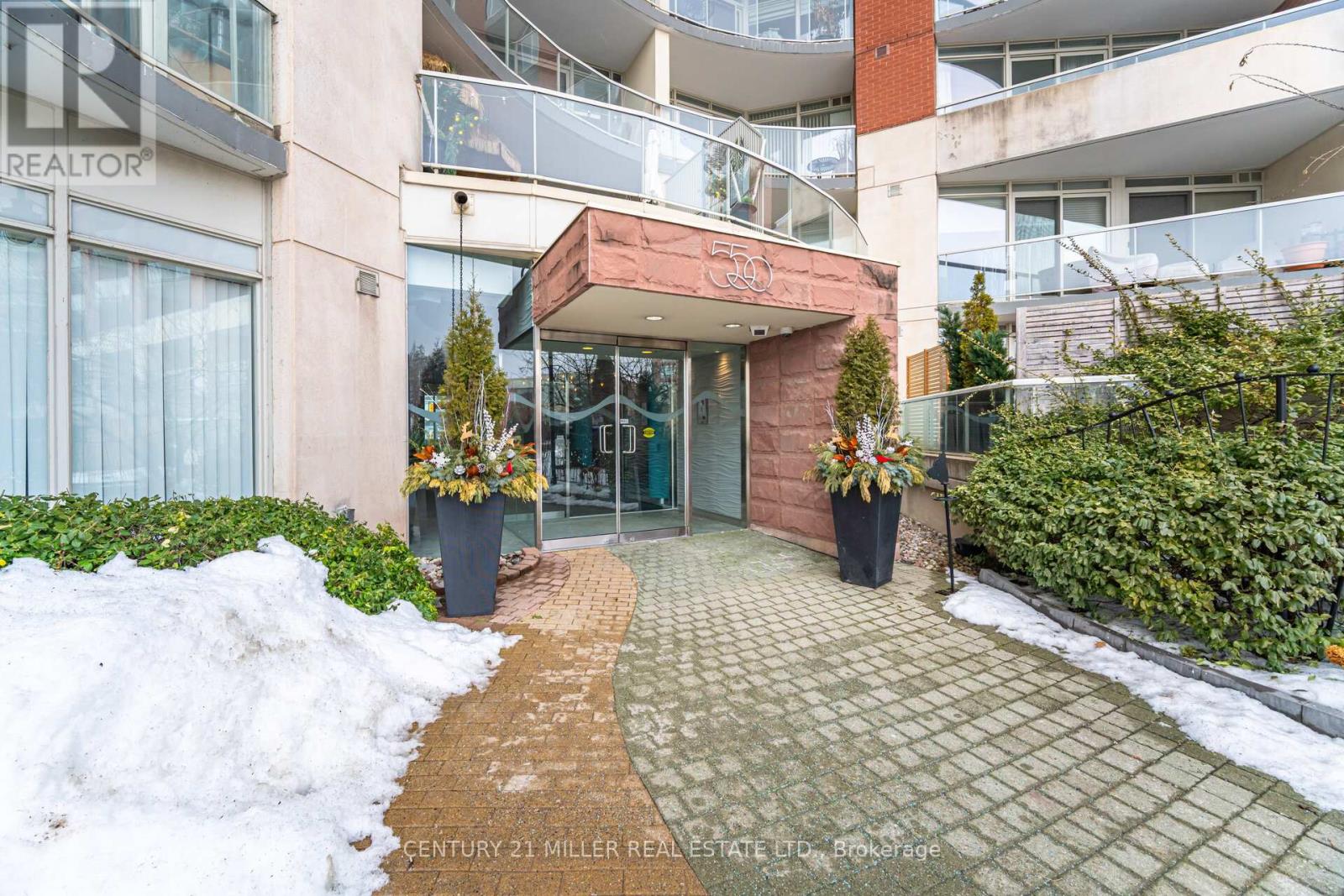 318 - 550 Queens Quay, Toronto, Ontario  M5V 3M8 - Photo 3 - C12811094
