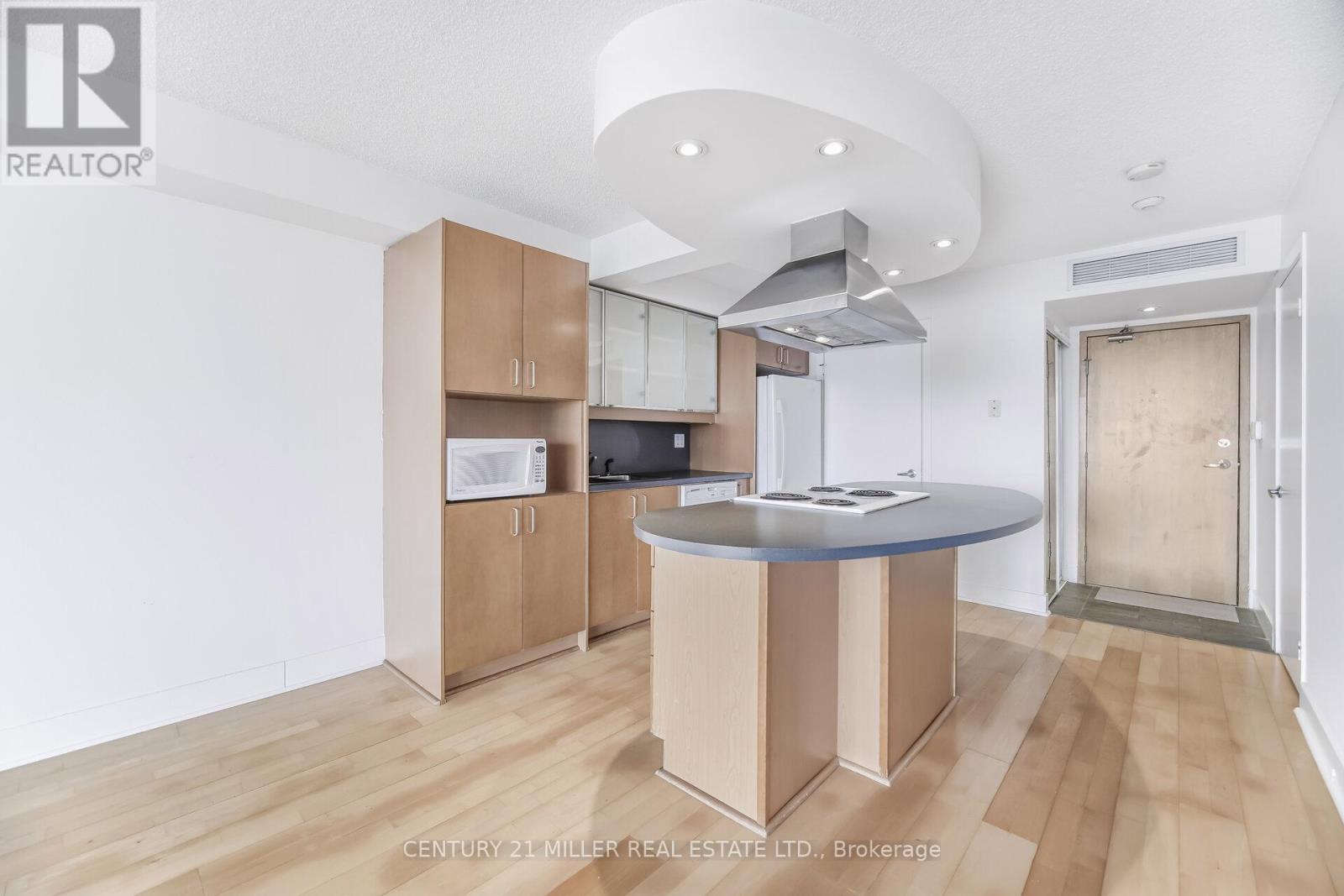 318 - 550 Queens Quay, Toronto, Ontario  M5V 3M8 - Photo 7 - C12811094