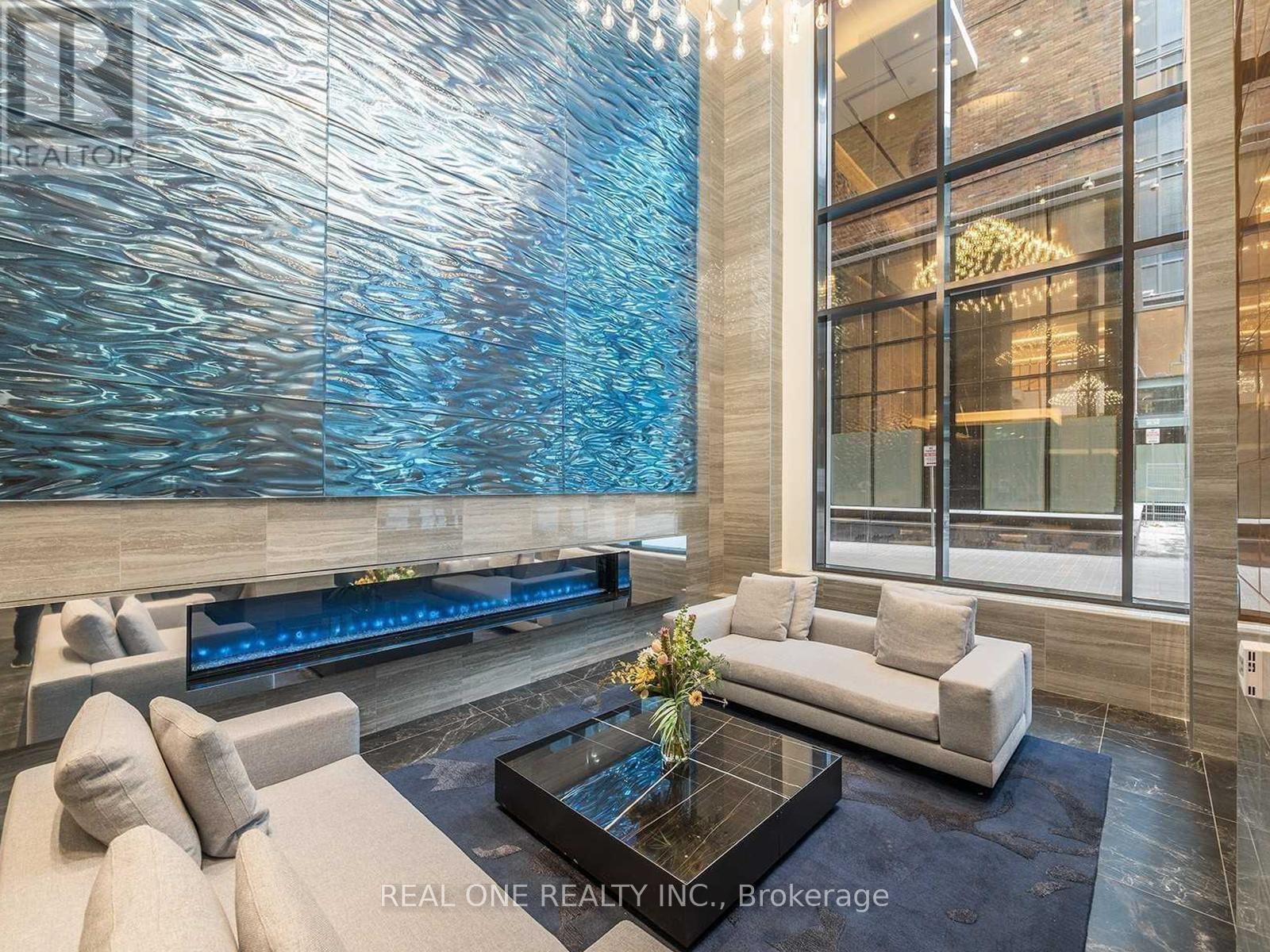 717 - 115 Blue Jays Way, Toronto, Ontario  M5V 0N4 - Photo 13 - C12811098