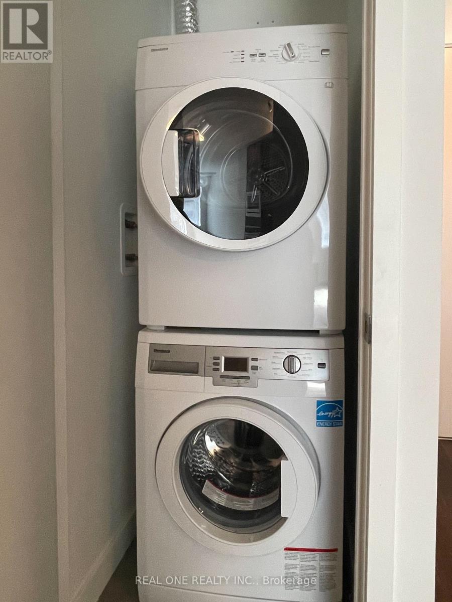 717 - 115 Blue Jays Way, Toronto, Ontario  M5V 0N4 - Photo 8 - C12811098