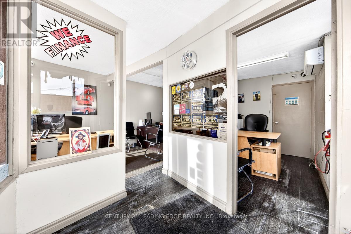 4656 Kingston Road, Toronto, Ontario  M1E 2P9 - Photo 15 - E12810924