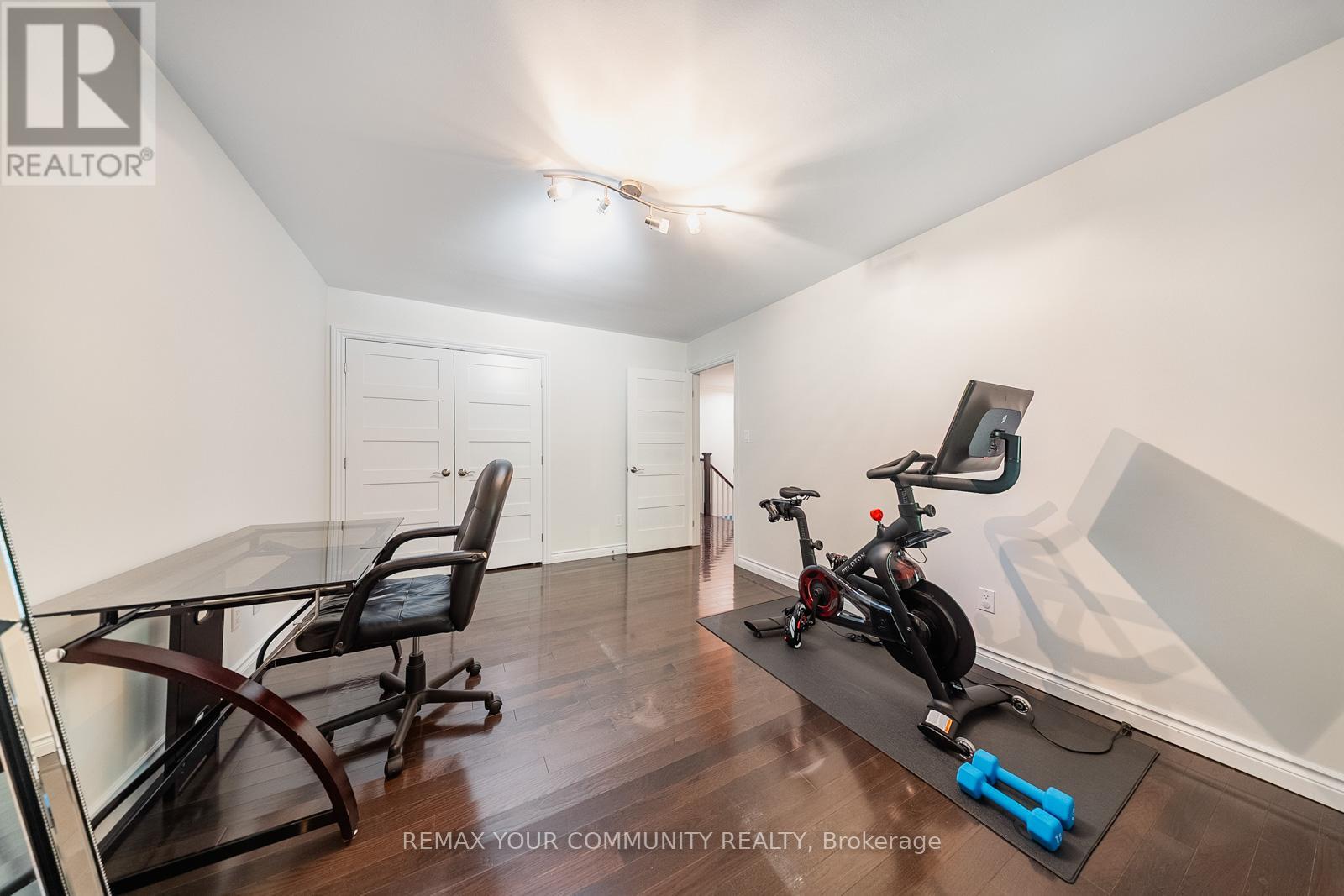 8 Spinning Wheel Court, Markham, Ontario  L3T 1G7 - Photo 33 - N12811046