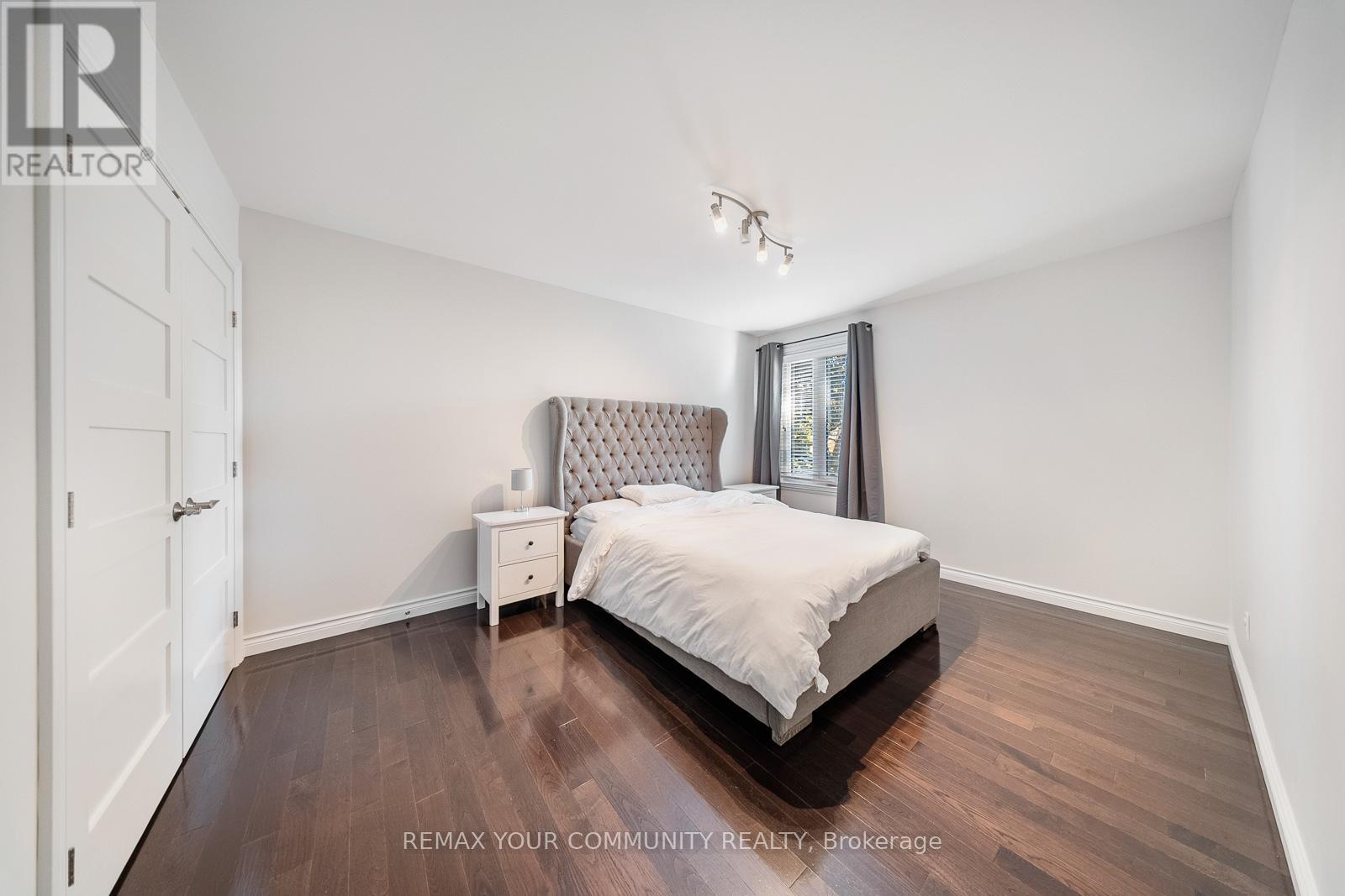 8 Spinning Wheel Court, Markham, Ontario  L3T 1G7 - Photo 34 - N12811046