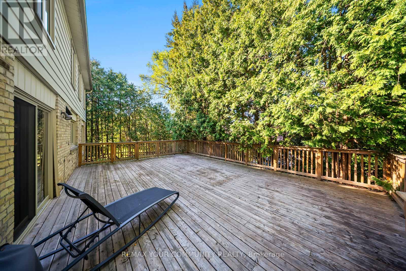 8 Spinning Wheel Court, Markham, Ontario  L3T 1G7 - Photo 46 - N12811046