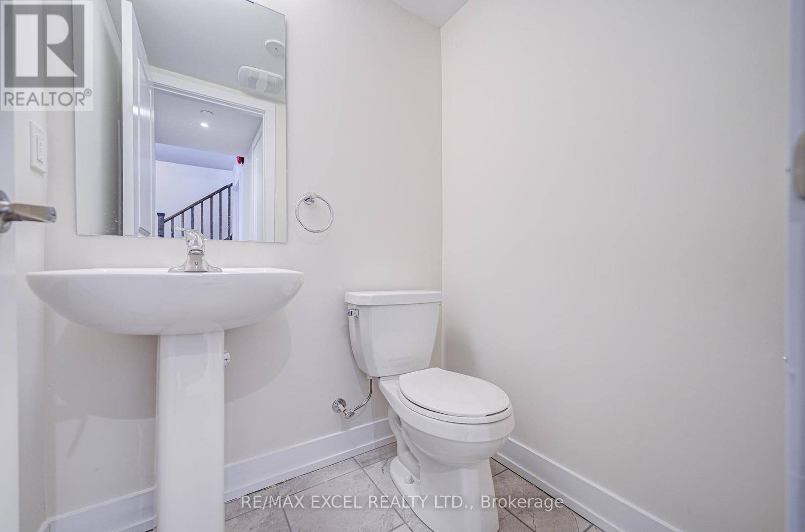 35 Ingersoll Lane, Richmond Hill, Ontario  L4E 3M6 - Photo 10 - N12811120