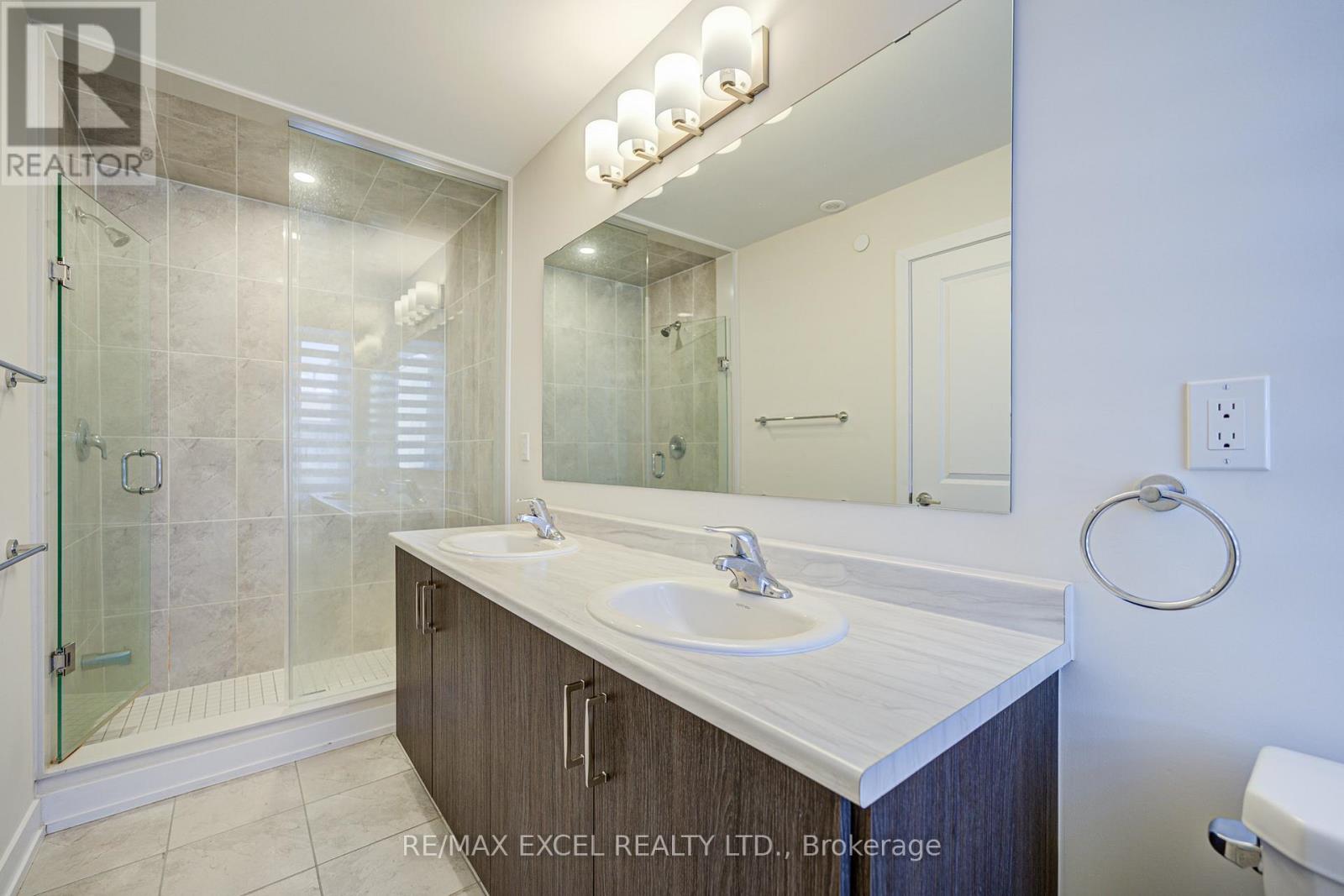 35 Ingersoll Lane, Richmond Hill, Ontario  L4E 3M6 - Photo 46 - N12811120