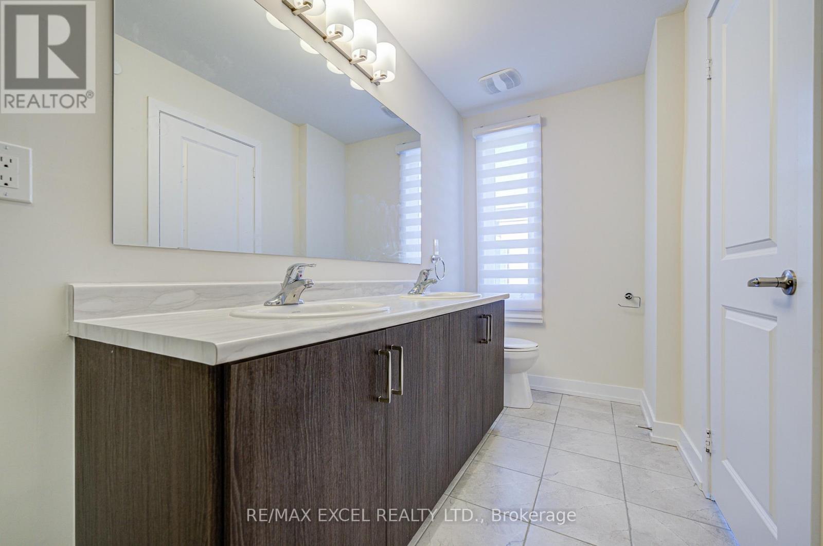 35 Ingersoll Lane, Richmond Hill, Ontario  L4E 3M6 - Photo 47 - N12811120