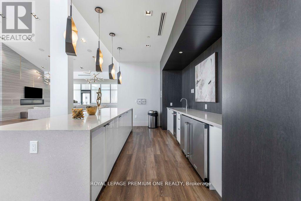 511 - 9000 Jane Street, Vaughan, Ontario  L4K 0M6 - Photo 29 - N12811164