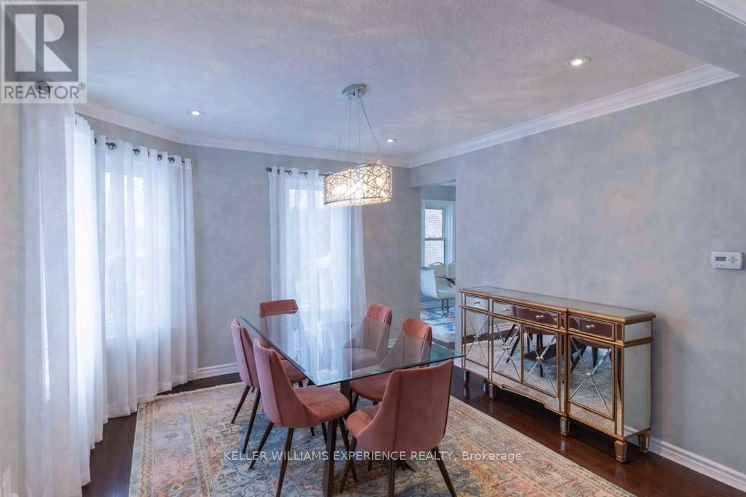 Upper - 22 Grand Forest Drive, Barrie (Bayshore), Ontario  L4N 7E8 - Photo 6 - S12811070