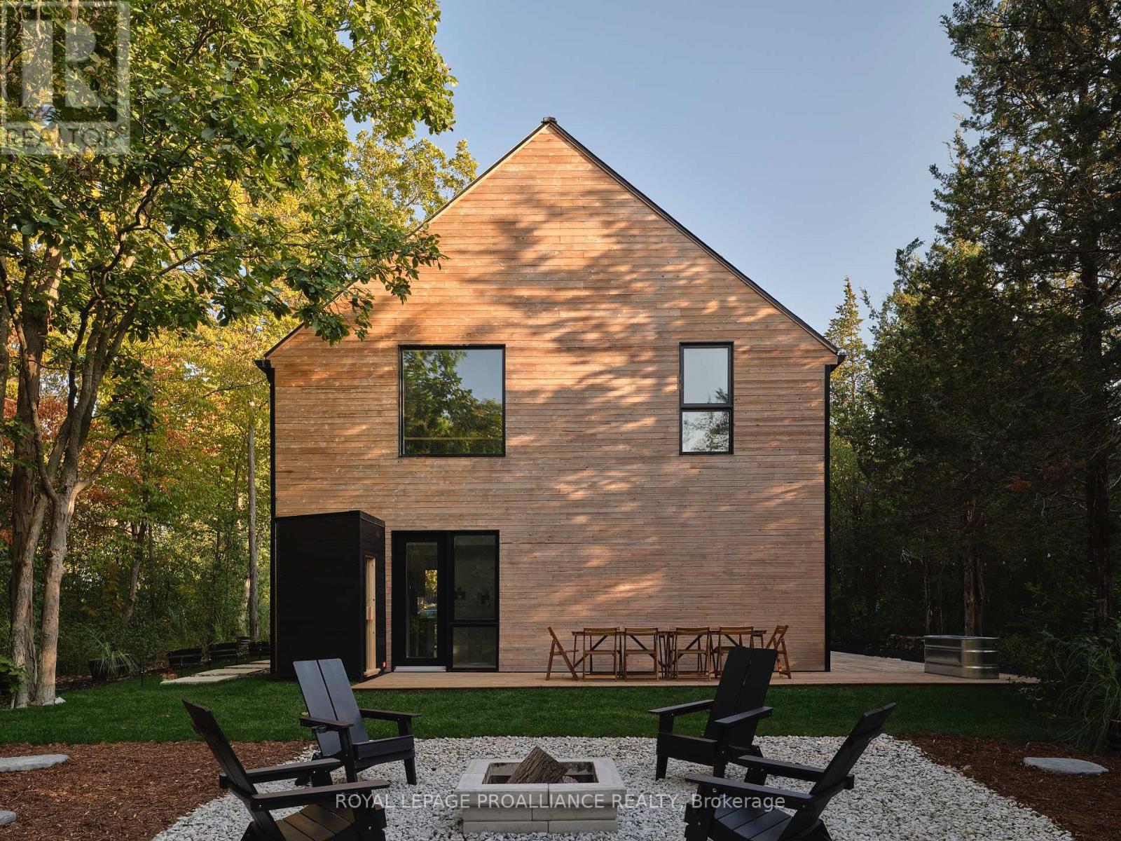 372 Prinyers Cove Crescent, Prince Edward County, Ontario  K0K 2T0 - Photo 45 - X12736504