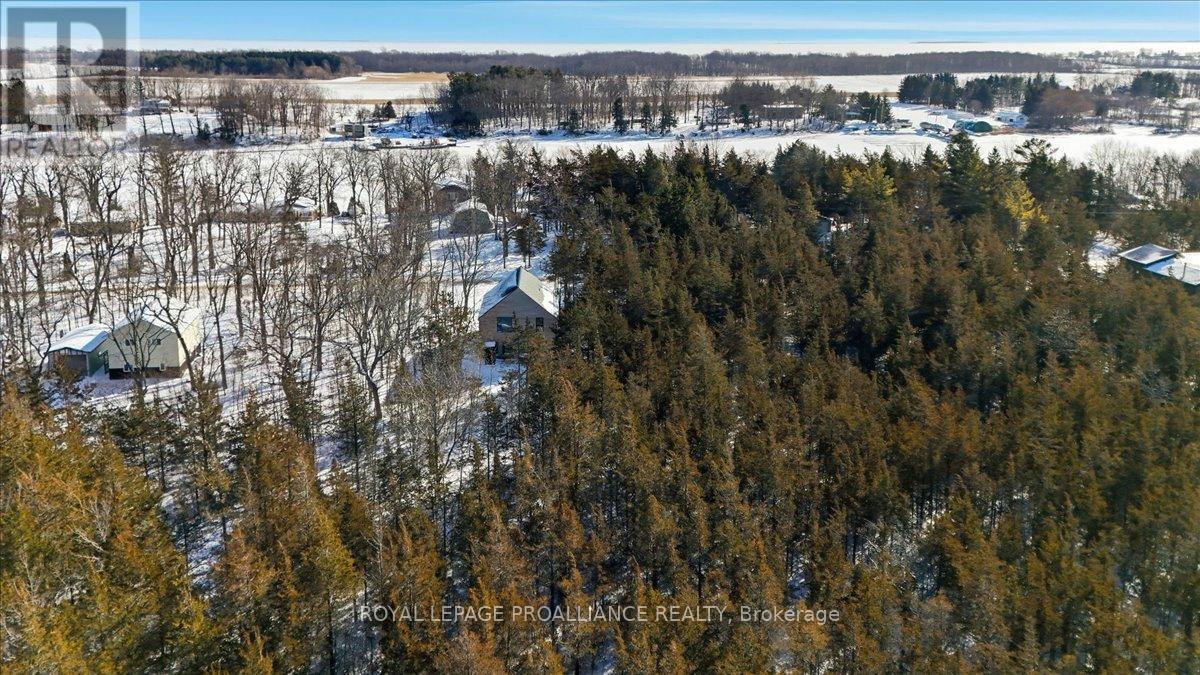 372 Prinyers Cove Crescent, Prince Edward County, Ontario  K0K 2T0 - Photo 40 - X12736504