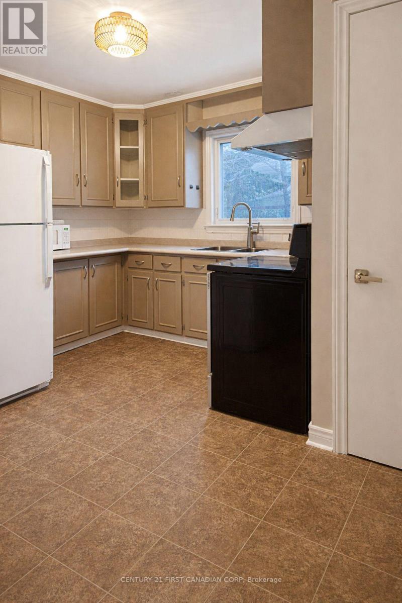 638 Tennent Avenue, London North, Ontario  N5X 1L6 - Photo 17 - X12724966