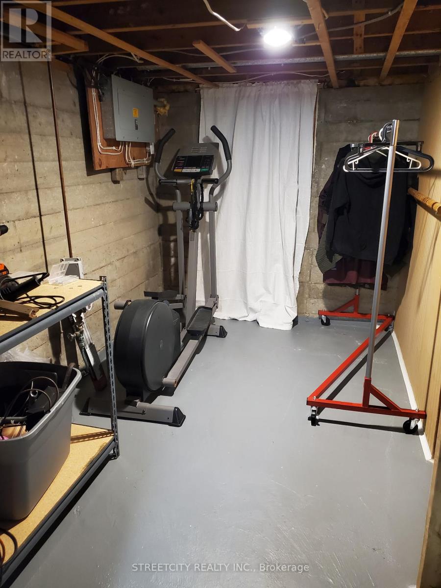 777 Hounsfield Street, Woodstock, Ontario  N4S 1P6 - Photo 32 - X12810804