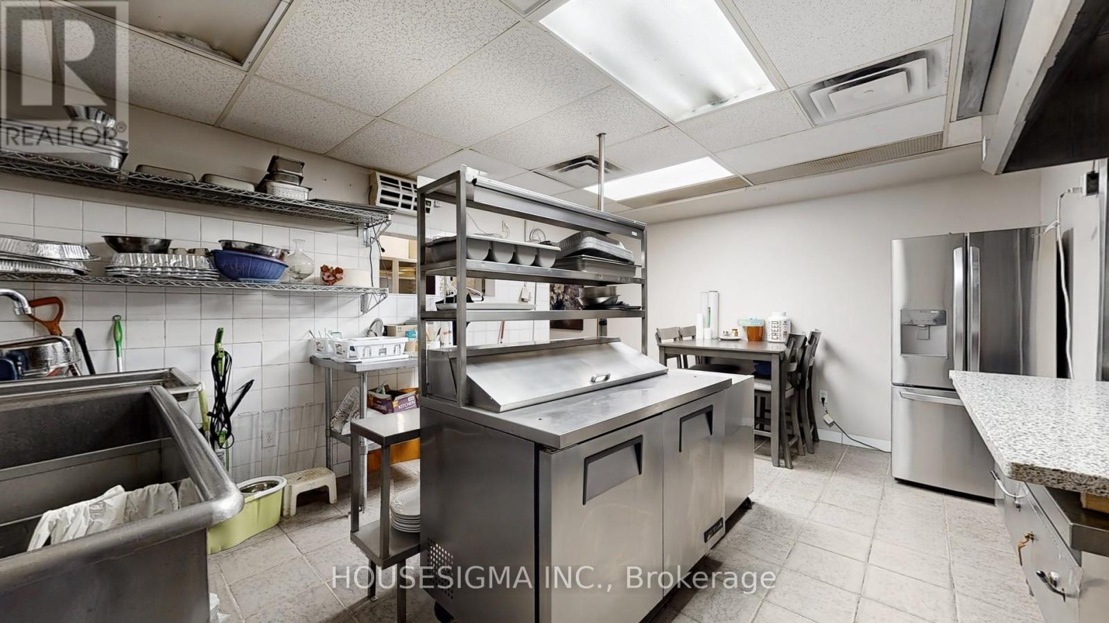 1784 Jane Street, Toronto, Ontario  M9N 2T2 - Photo 17 - W12405320