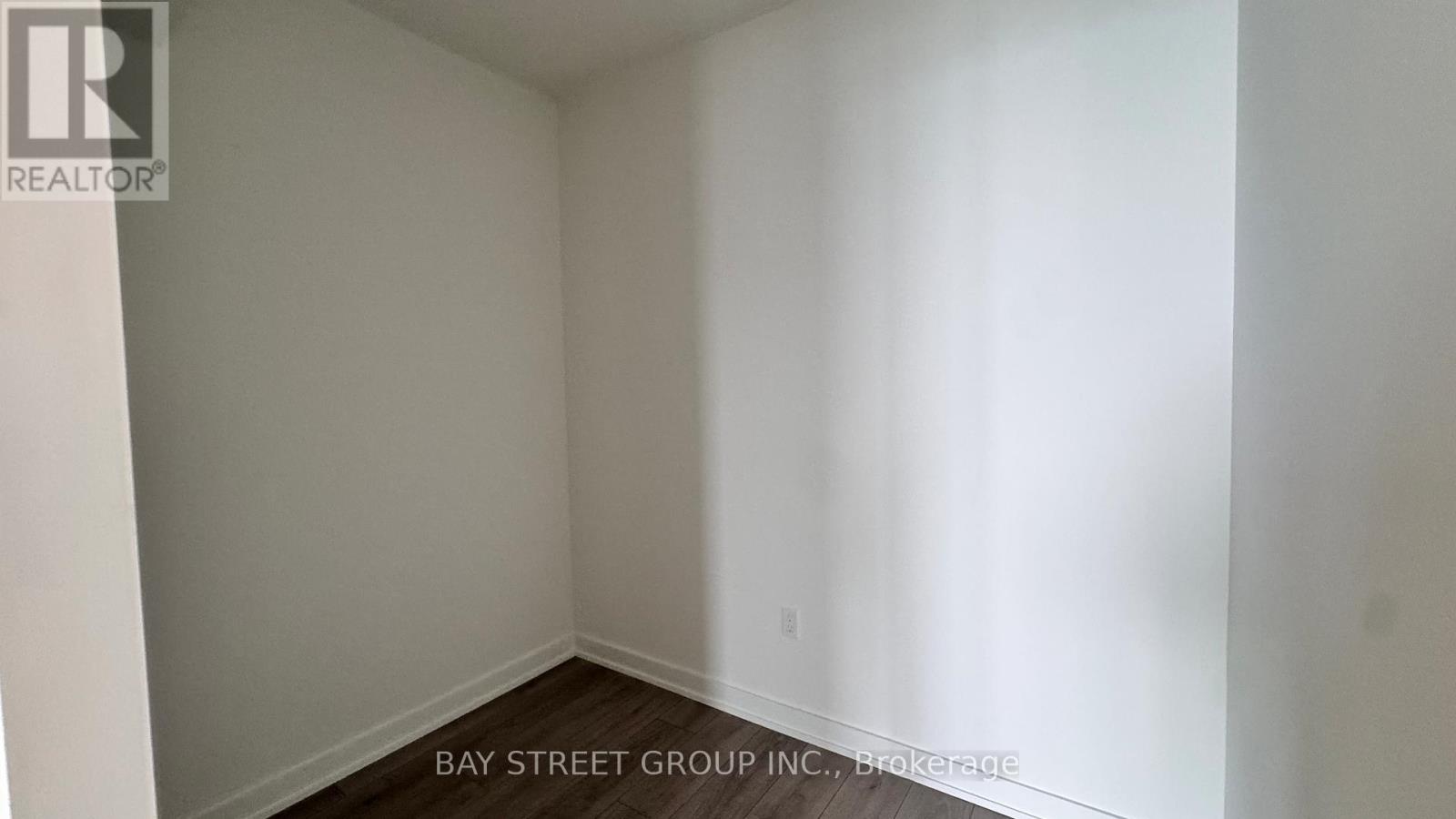 1101 - 1 Fairview Road, Mississauga, Ontario  L5A 0B4 - Photo 15 - W12810932