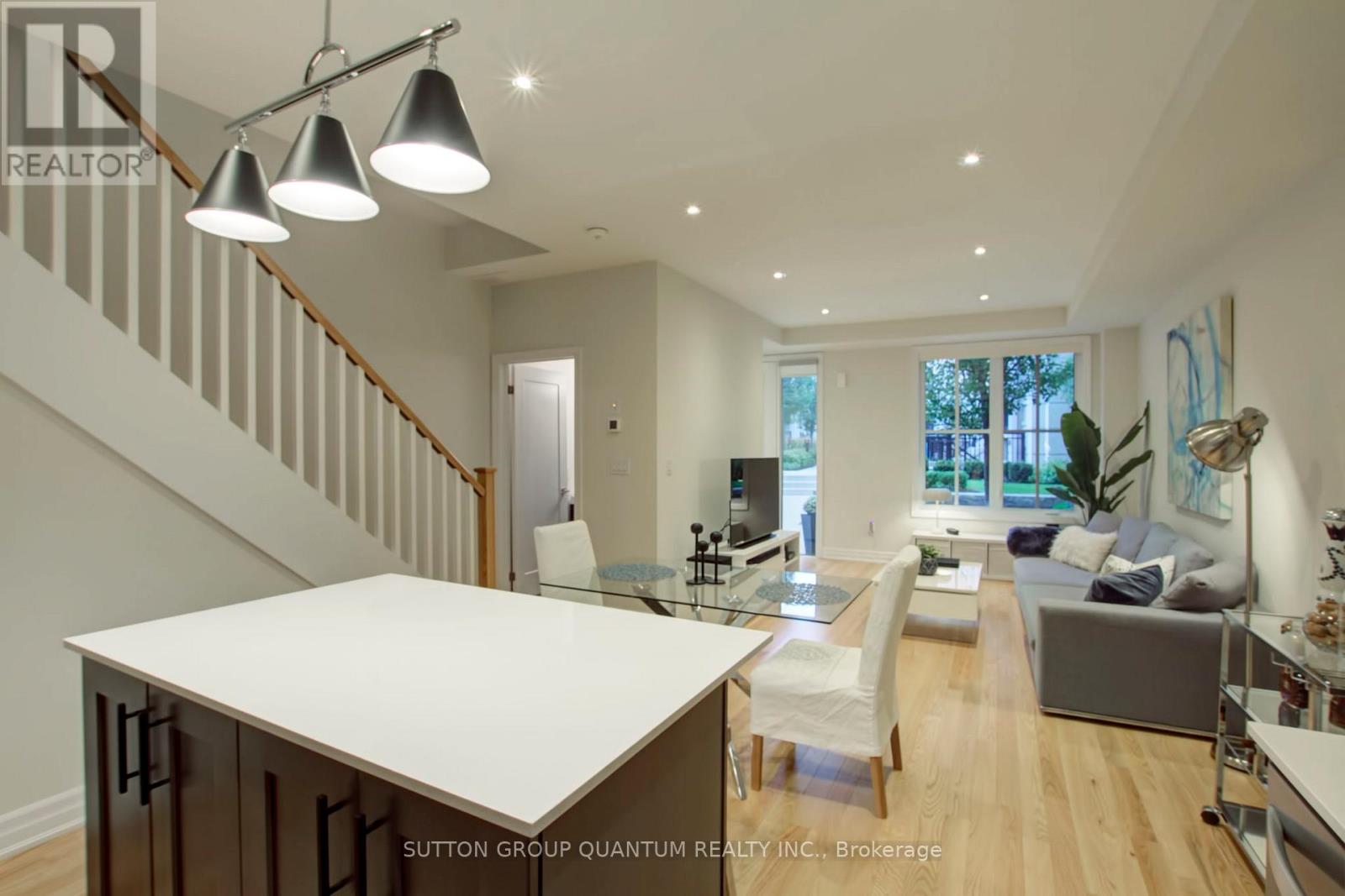 605 - 1190 Cawthra Road, Mississauga, Ontario  L5G 0A5 - Photo 7 - W12810970