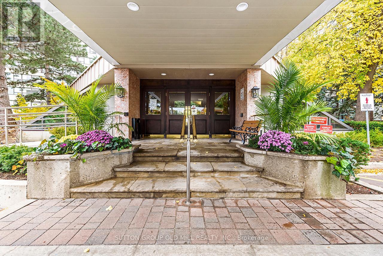 2806 - 1300 Islington Avenue, Toronto, Ontario  M9A 5C4 - Photo 2 - W12810976