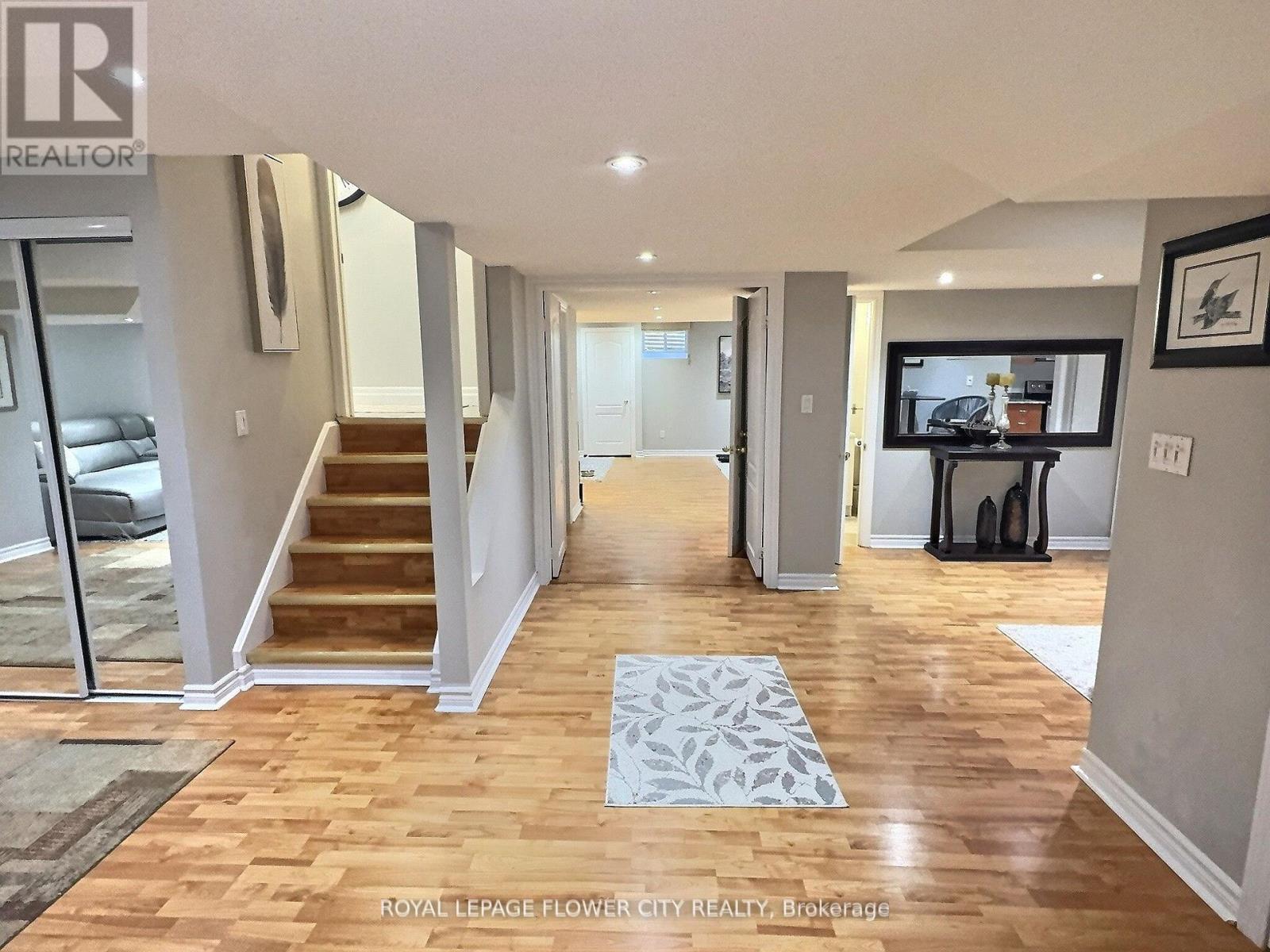 70 Colonel Bertram Road, Brampton (Snelgrove), Ontario  L6Z 4T6 - Photo 37 - W12811020