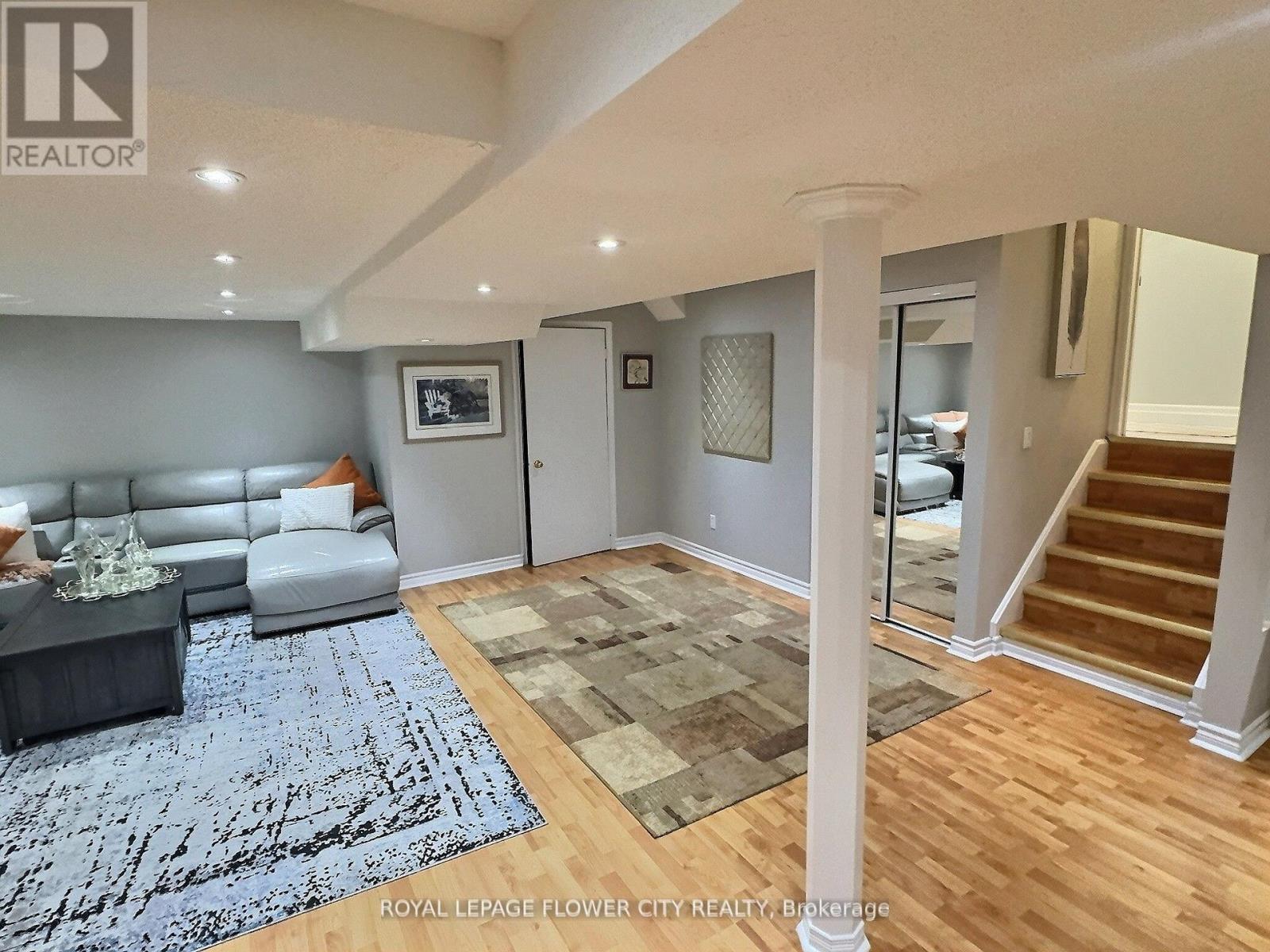 70 Colonel Bertram Road, Brampton (Snelgrove), Ontario  L6Z 4T6 - Photo 39 - W12811020