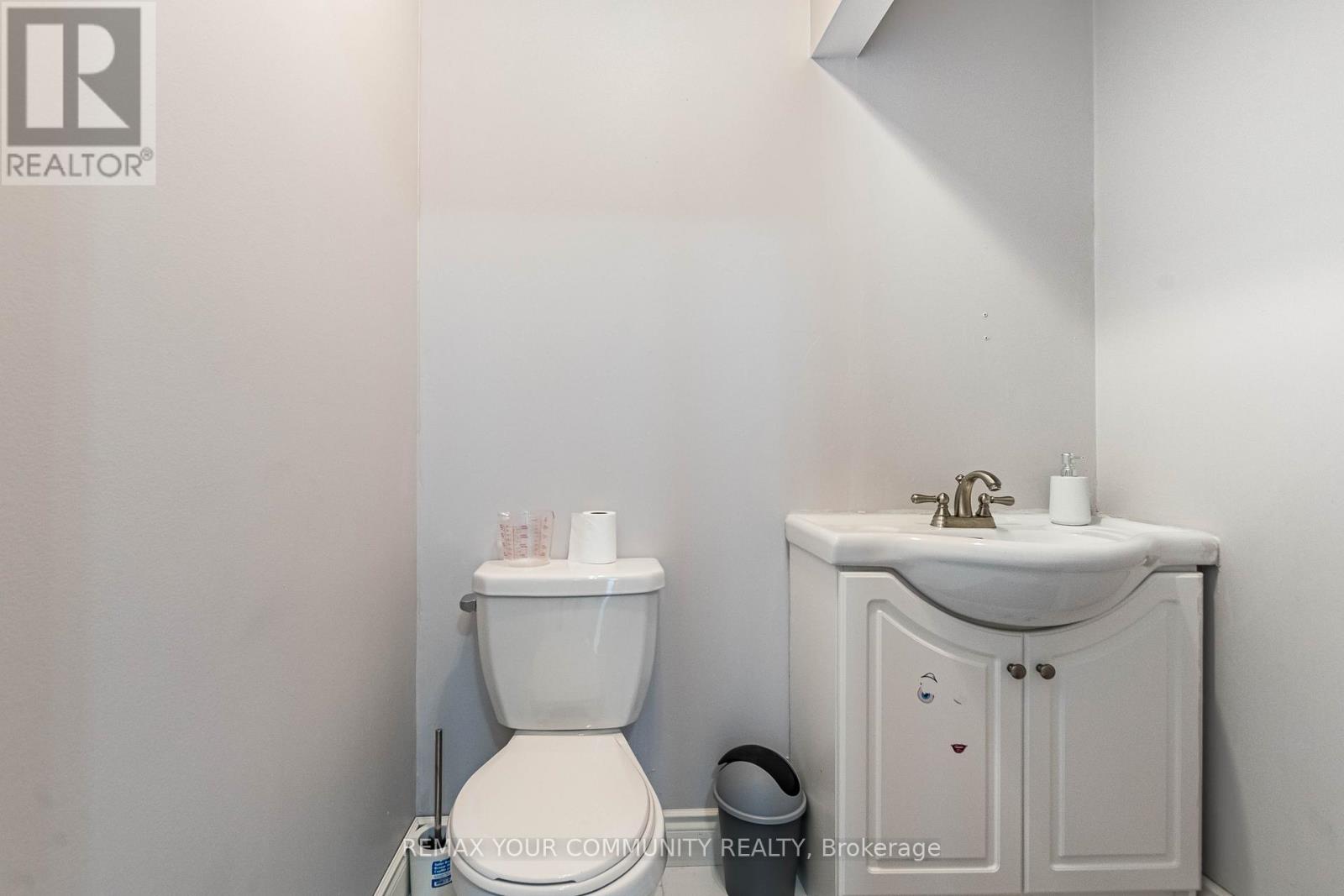 2202 Bridge Road, Oakville, Ontario  L6L 2G3 - Photo 19 - W12811124