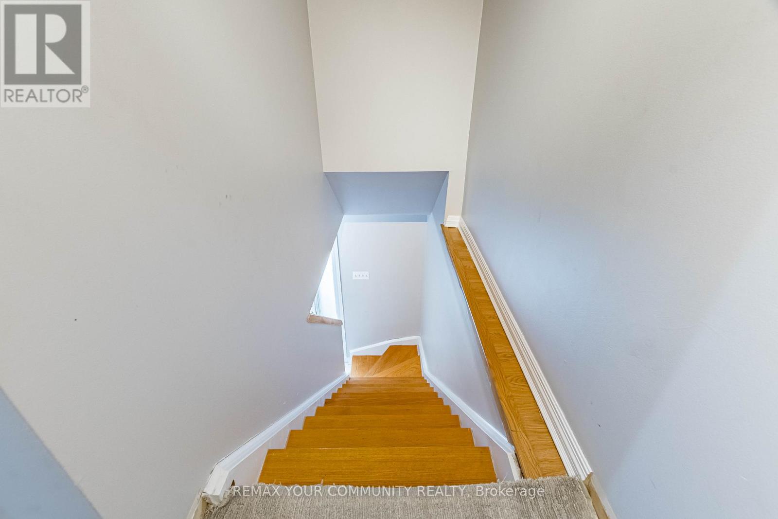 2202 Bridge Road, Oakville, Ontario  L6L 2G3 - Photo 21 - W12811124