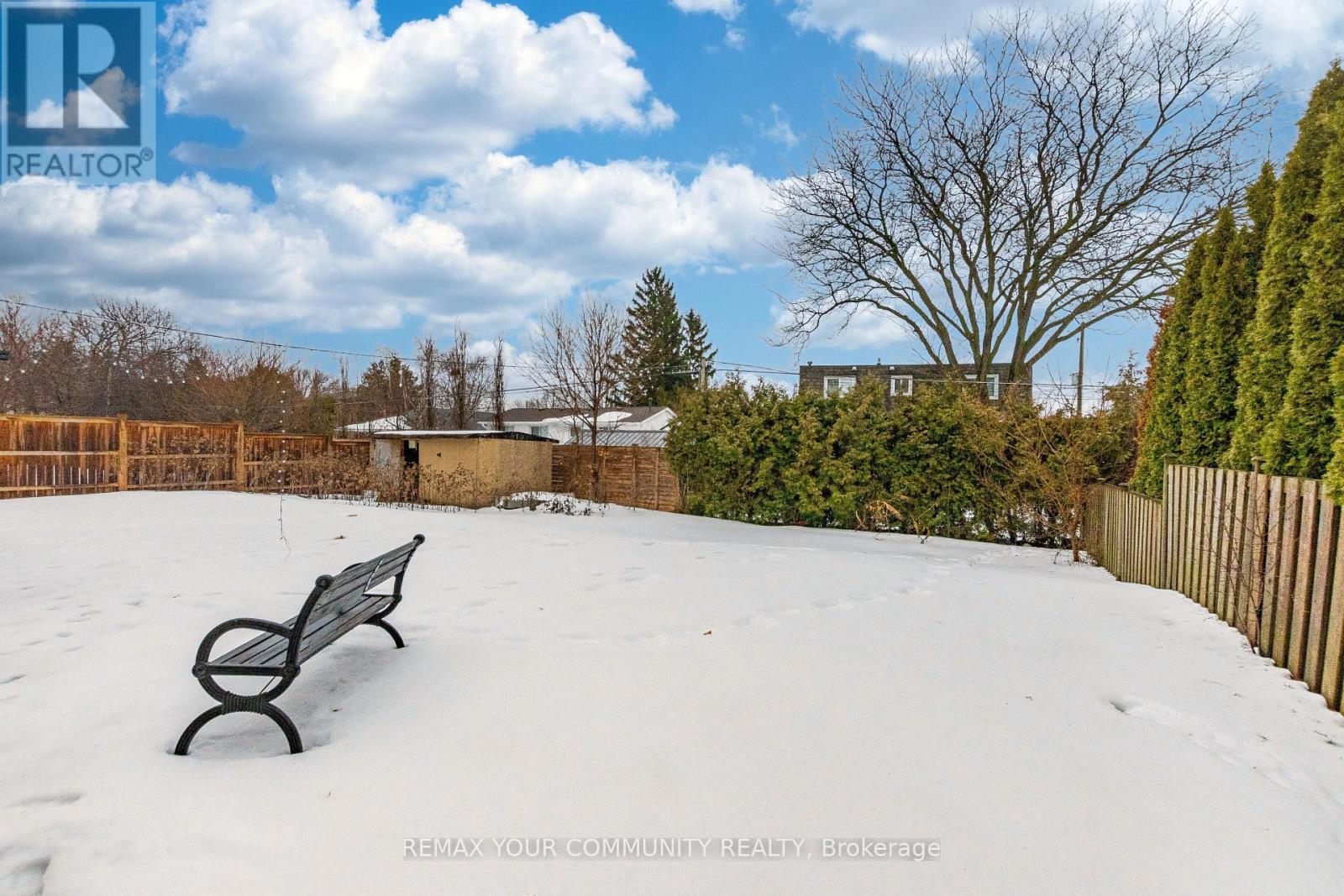 2202 Bridge Road, Oakville, Ontario  L6L 2G3 - Photo 3 - W12811124