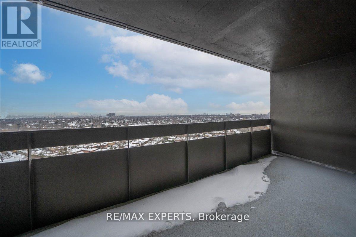 2115 - 11 Wincott Drive, Toronto, Ontario  M9R 2R9 - Photo 14 - W12811156