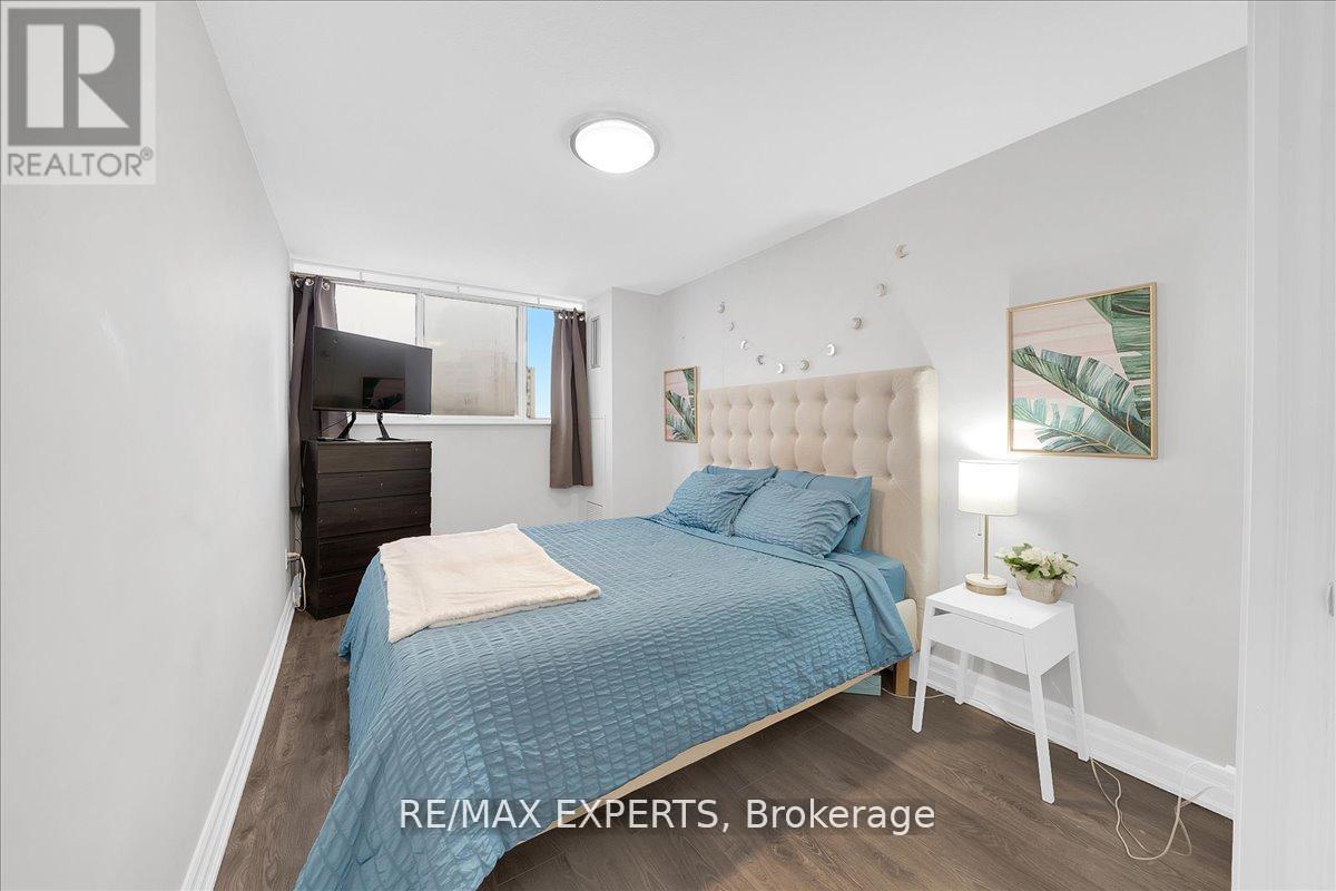 2115 - 11 Wincott Drive, Toronto, Ontario  M9R 2R9 - Photo 24 - W12811156