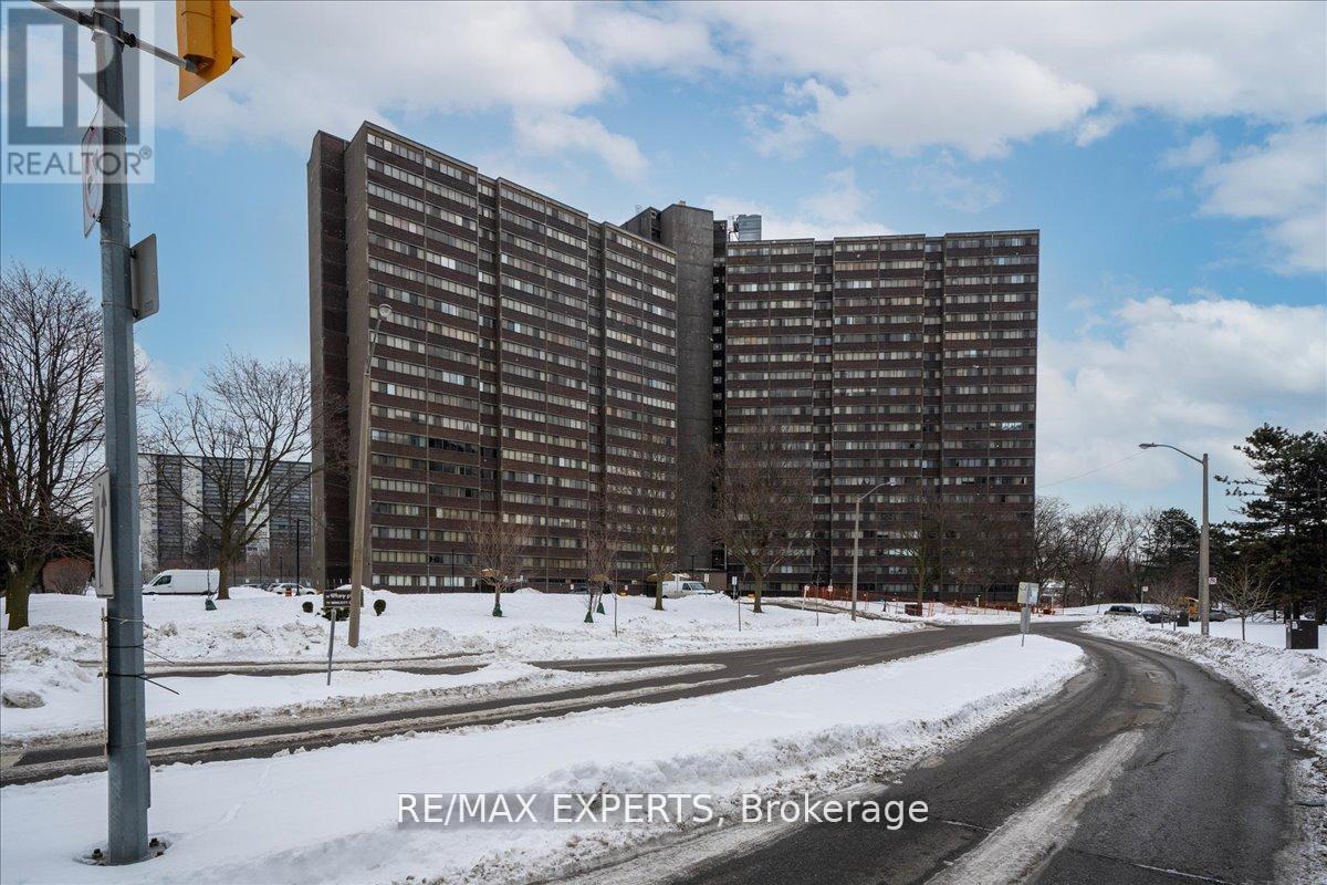 2115 - 11 Wincott Drive, Toronto, Ontario  M9R 2R9 - Photo 28 - W12811156
