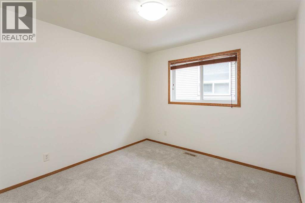 63 Vickers Close, Red Deer, Alberta  T4R 0E6 - Photo 14 - A2287411