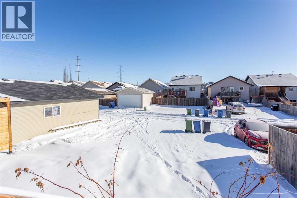 63 Vickers Close, Red Deer, Alberta  T4R 0E6 - Photo 29 - A2287411