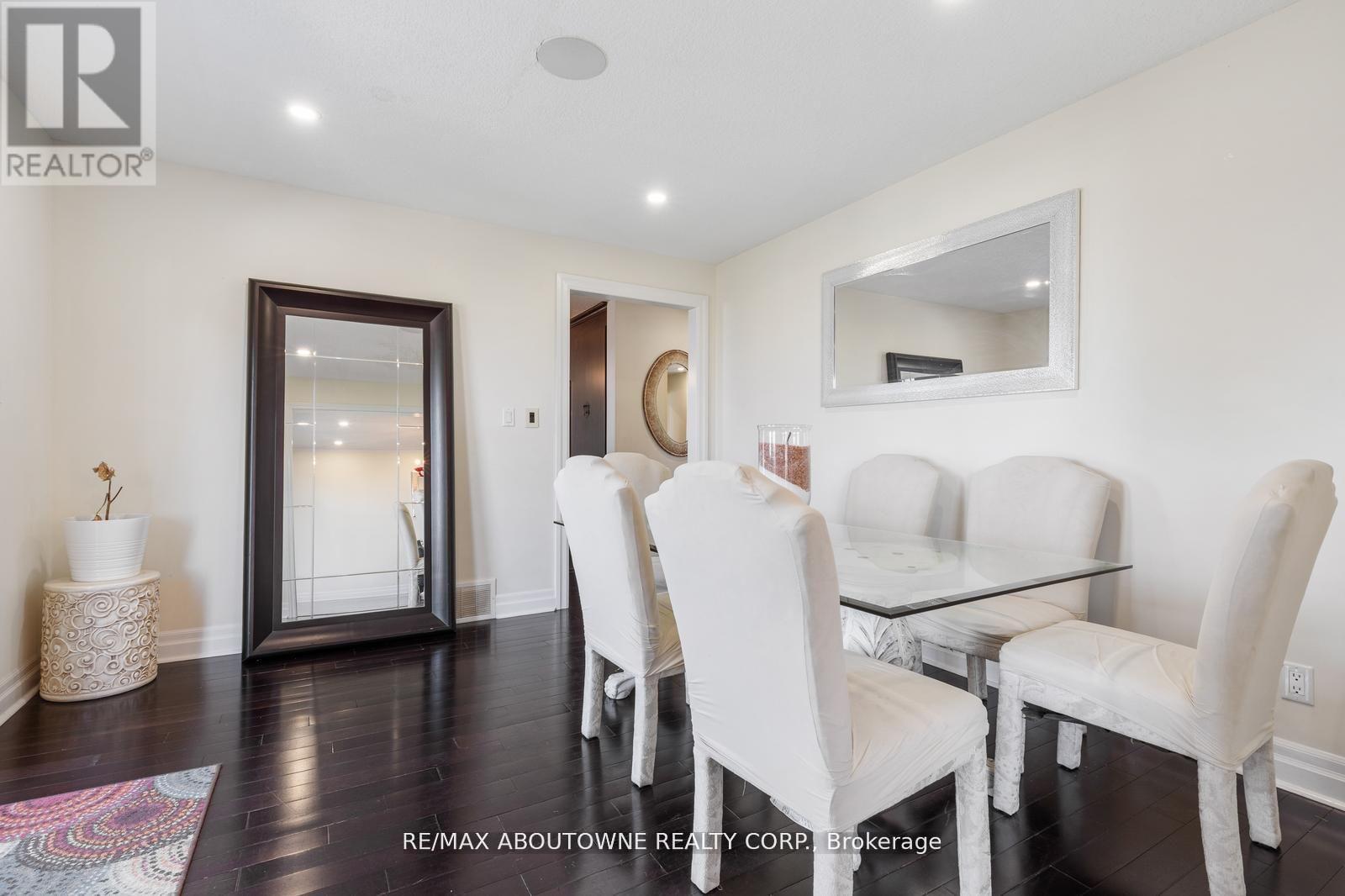 1073 North Service Road, Hamilton, Ontario  L8E 5E1 - Photo 11 - X12810980