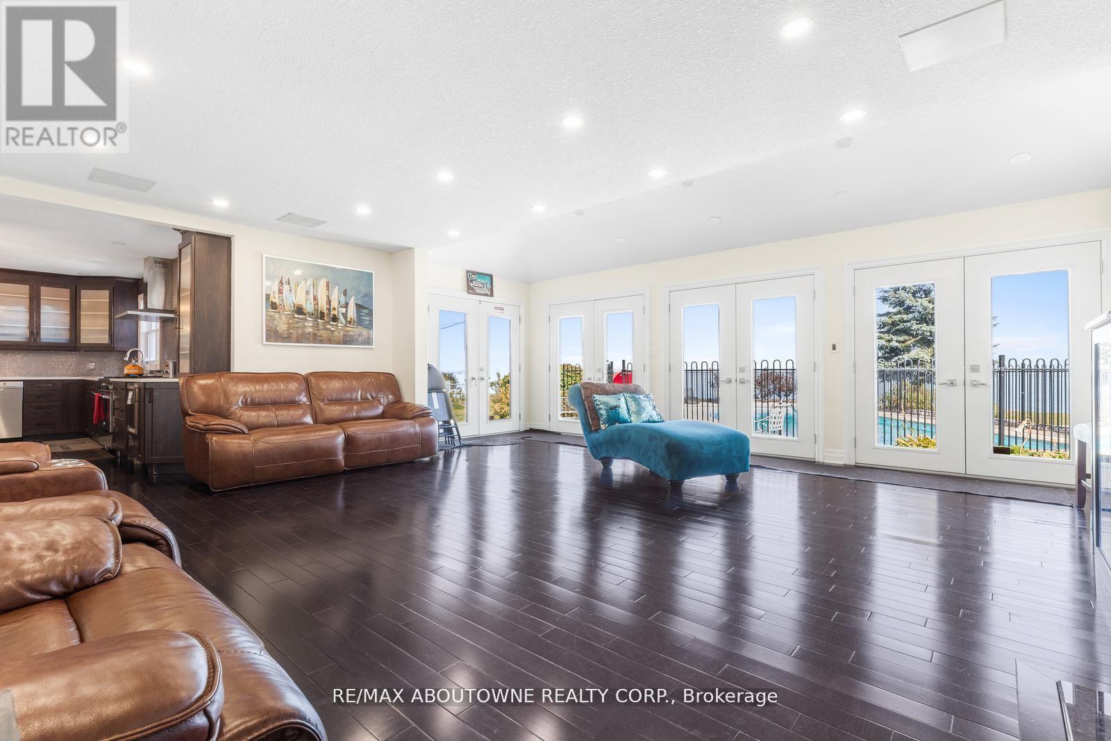 1073 North Service Road, Hamilton, Ontario  L8E 5E1 - Photo 18 - X12810980