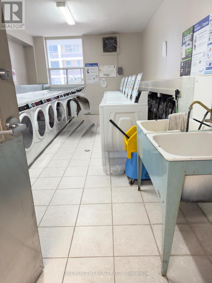 2 - 359 Geneva Street, St. Catharines, Ontario  L2N 2G5 - Photo 6 - X12811060