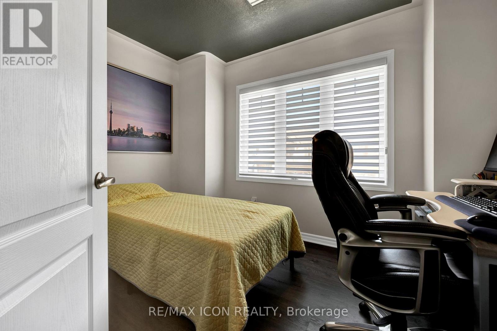 262 Grovehill Crescent, Kitchener, Ontario  N2R 1R4 - Photo 16 - X12811114