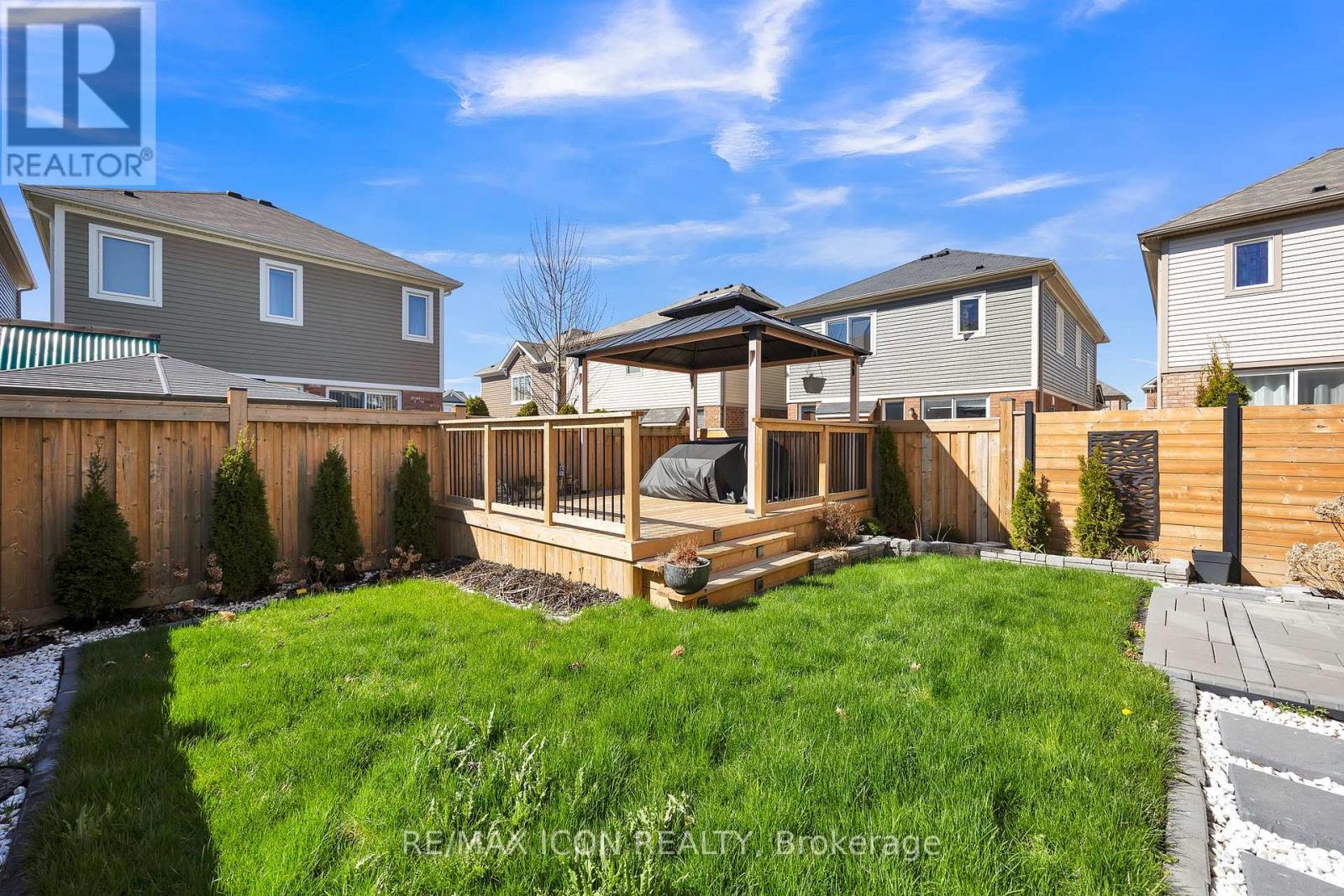 262 Grovehill Crescent, Kitchener, Ontario  N2R 1R4 - Photo 33 - X12811114