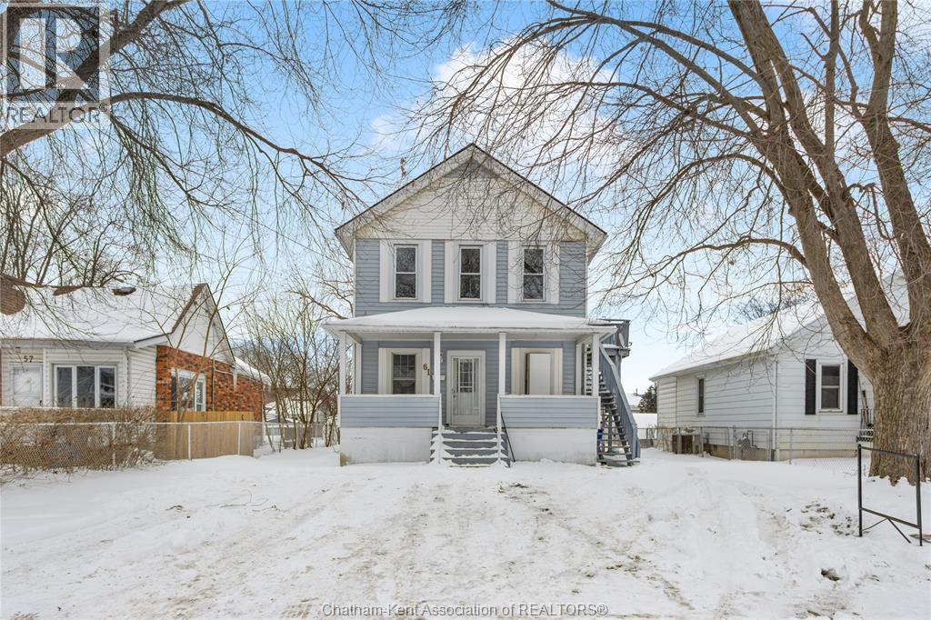 MLS# 26003719: 61 Baxter STREET, Chatham, Canada