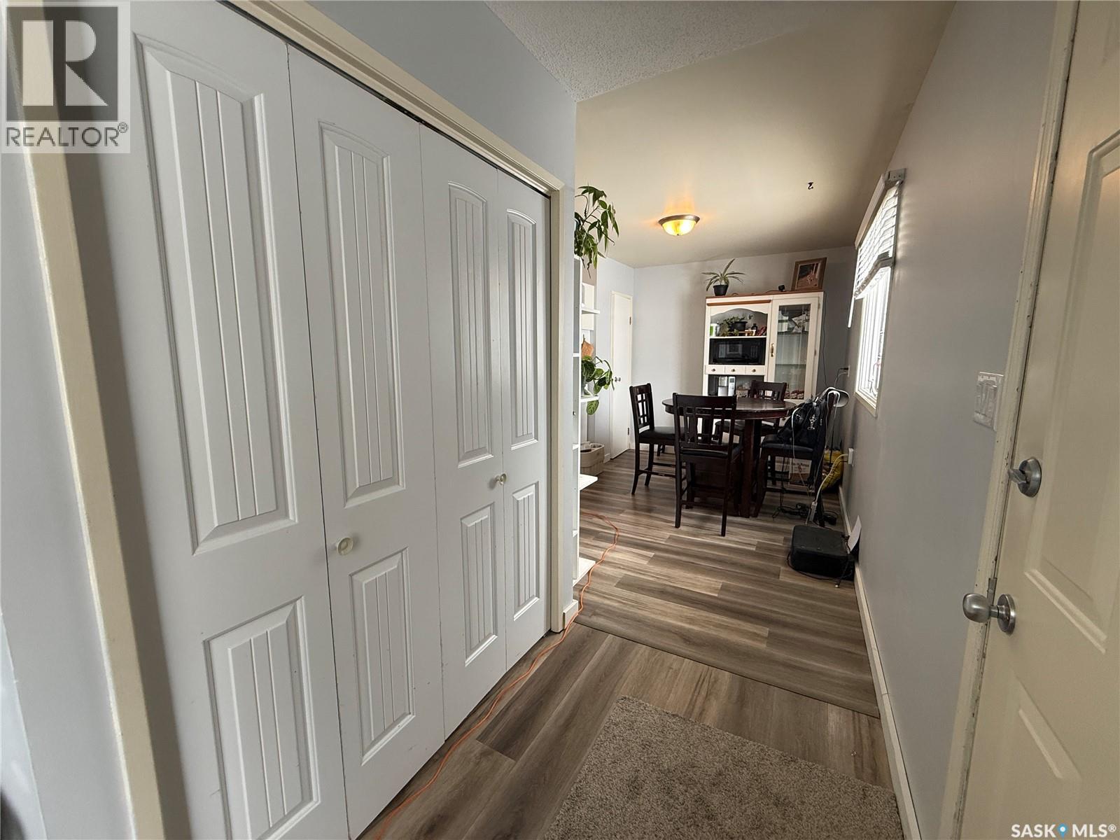 104 Main Street S, Watson, Saskatchewan  S0K 4V0 - Photo 3 - SK028990