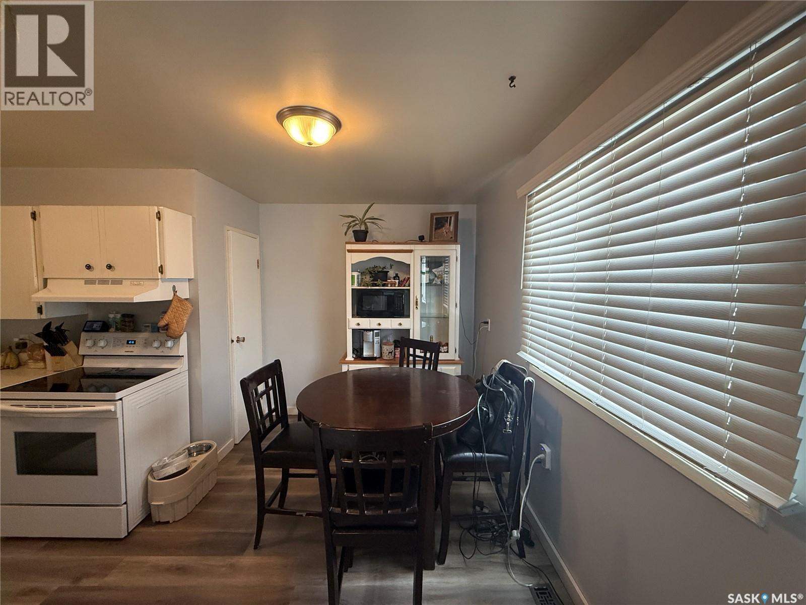 104 Main Street S, Watson, Saskatchewan  S0K 4V0 - Photo 4 - SK028990