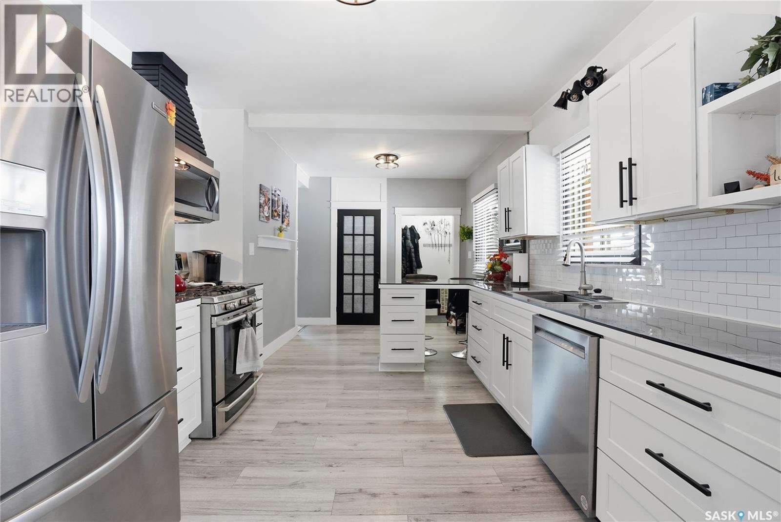 408 1st Street S, Waldheim, Saskatchewan  S0K 4R0 - Photo 8 - SK028898