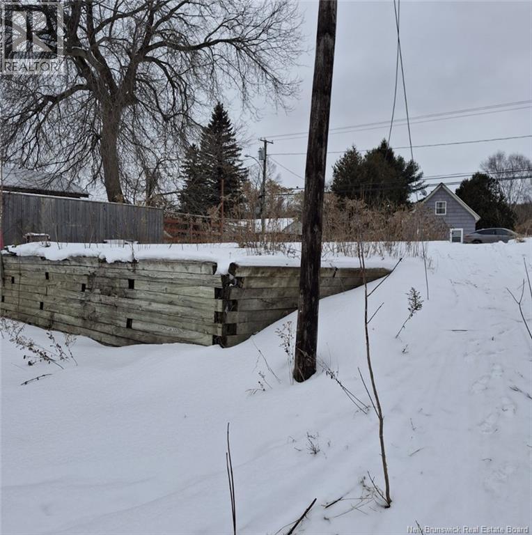 430 Main Street, Woodstock, New Brunswick E7M 2C1 - Photo 4 - NB133994