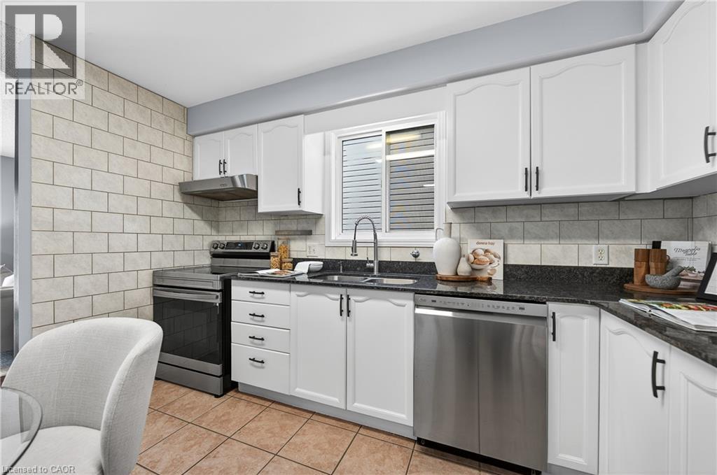 763 Angler Way, Waterloo, Ontario  N2K 4L7 - Photo 15 - 40805561