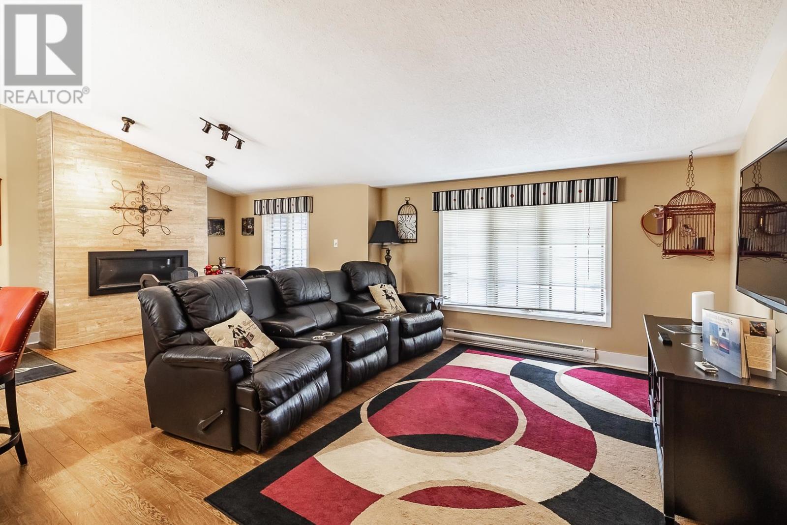 920 Great Northern Rd, Sault Ste. Marie, Ontario  P6B 0B6 - Photo 13 - SM252637