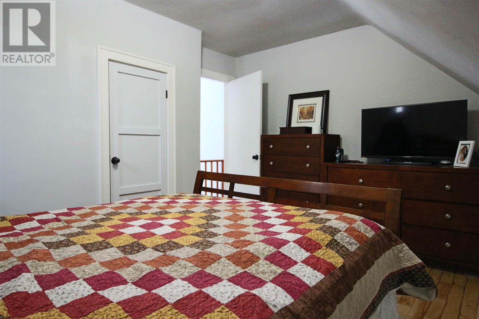 34 Algoma Ave, Sault Ste. Marie, Ontario  P6B 2P7 - Photo 22 - SM260005