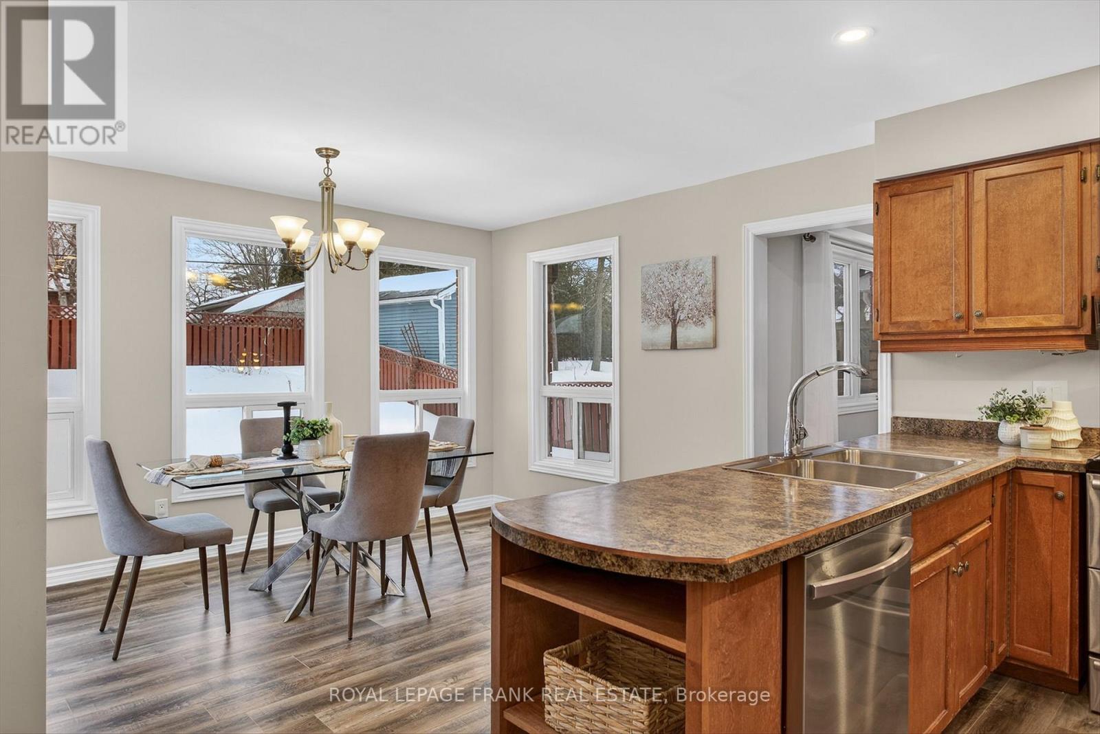 1821 Parkwood Circle, Peterborough, Ontario  K9J 8C3 - Photo 15 - X12811250