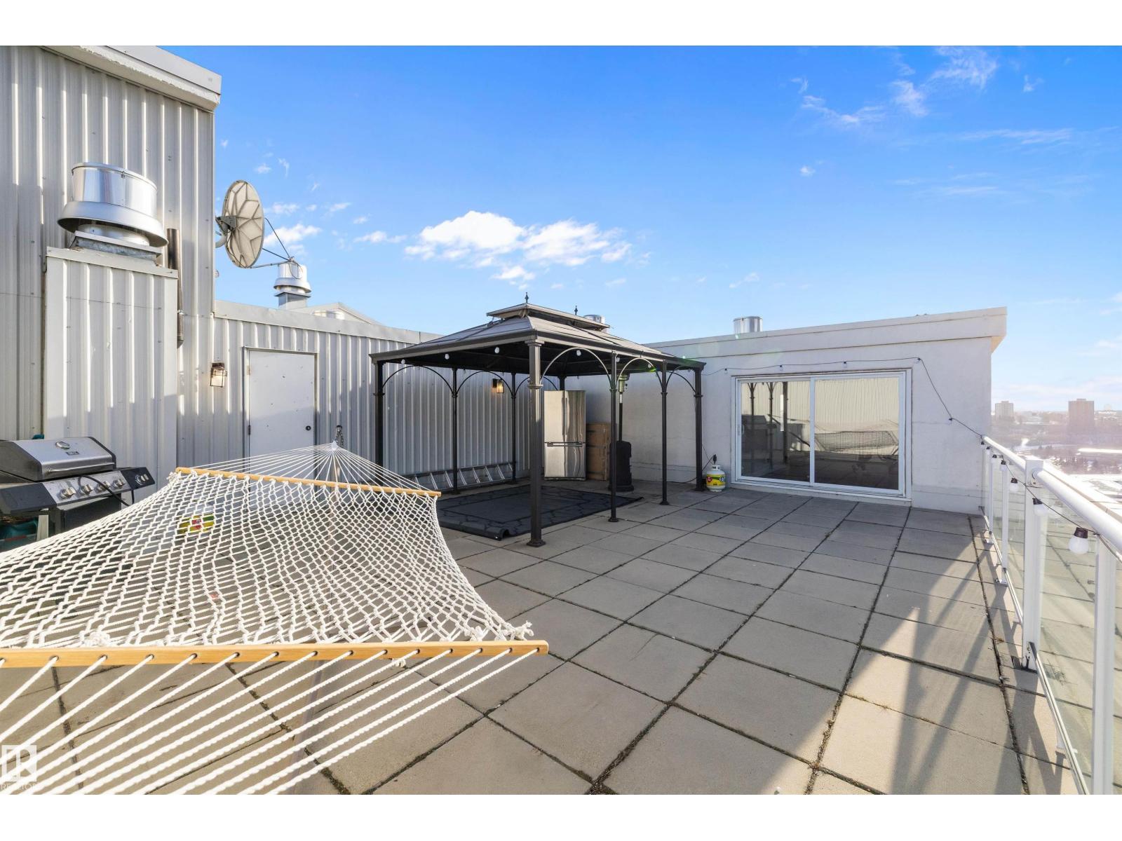 #ph4 9725 106 St Nw, Edmonton, Alberta T5K 1B5 - Photo 4 - E4470891